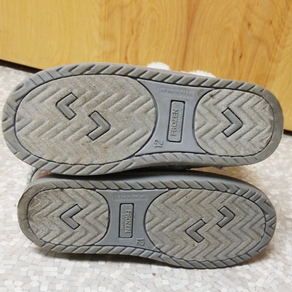 Frozen booties - Picture 2 of 6